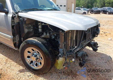 2005 Chevrolet Silverado 1500 Lt from USA, damaged, VIN 2GCEC19T451100100